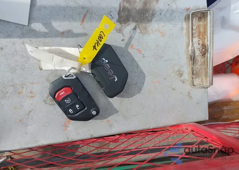 2021 Jeep Wrangler Unlimited Sahara z USA, uszkodzony, nr VIN 1C4HJXEG8MW567364